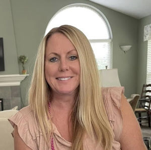 Meet your Posher, Lori